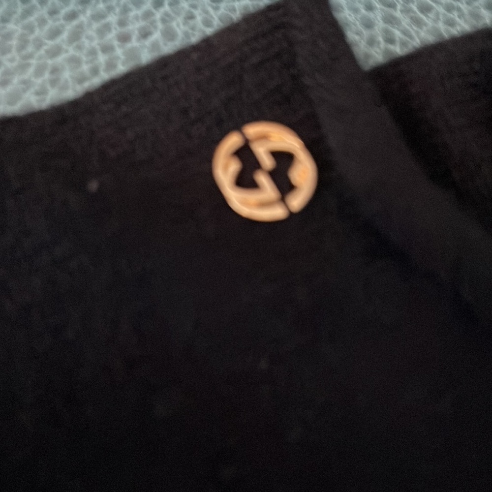 Authentic Gucci 100% Cashmere Long Gloves - Picture 2 of 5
